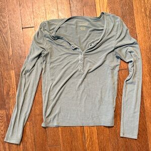 Women's Green Long Sleeve Top